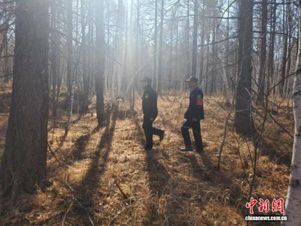 壹配资网门户 探访额尔古纳河右岸的夫妻管护站：极地坚守 同心护绿
